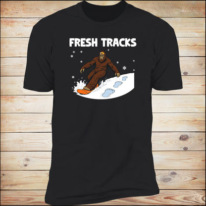 Fresh Tracks tee in black